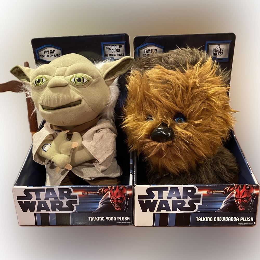 Star Wars plush talking Yoda and Chewie. Selling both as a set.